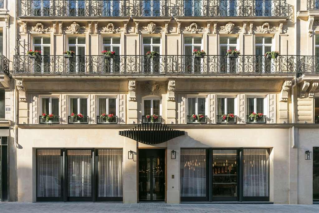 Maison Albar Hotels Le Pont-Neuf Paris Ausstattung foto The hotel's entrance